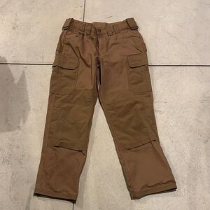 Duluth Trading Co Tan Cargo Pants